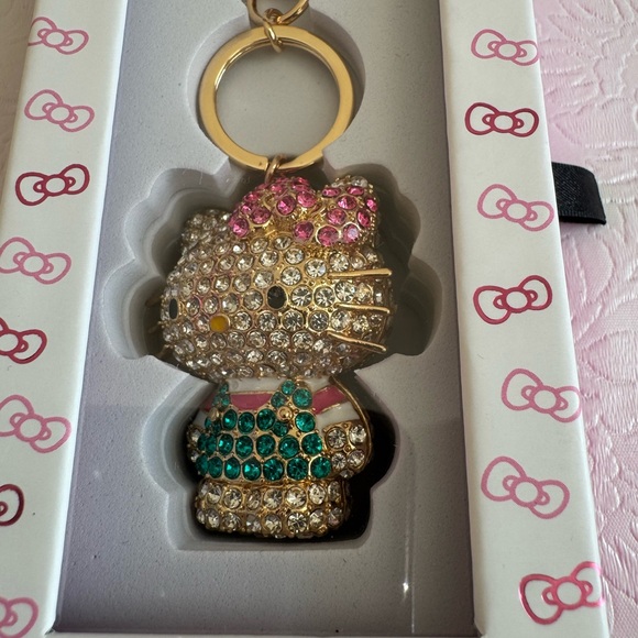 Hello Kitty Sanrio Bling 3D Keychain - Picture 5 of 5